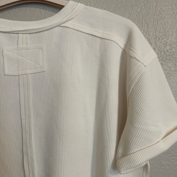 Relaxed Fit Ribbed Tee 🤍 - Picture 9 of 10